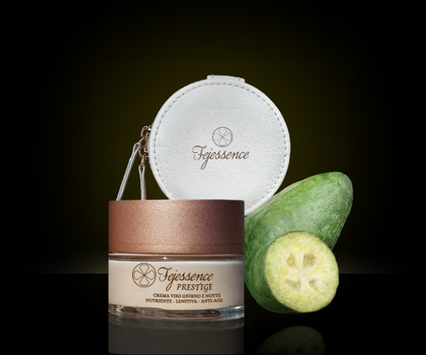Prestige Crema Viso con packaging